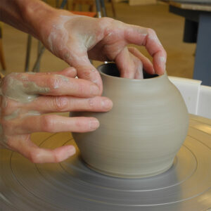 26137 - 3 Tage Drehen an der Töpferscheibe